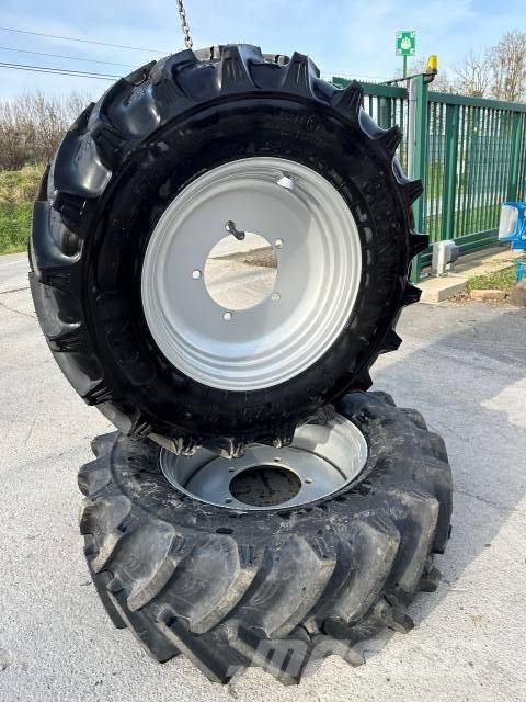  GREENEX 320/70R28 Gume, točkovi i felne