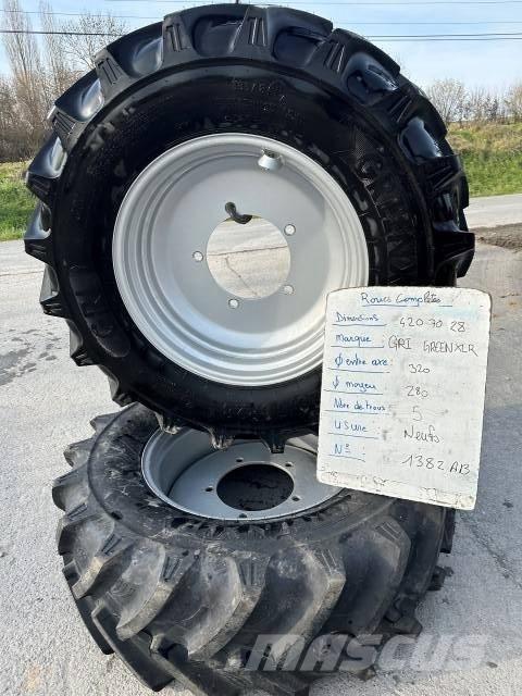  GREENEX 320/70R28 Gume, točkovi i felne
