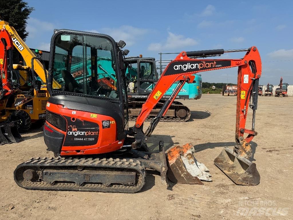 Kubota U 27-4 Mini bageri < 7t