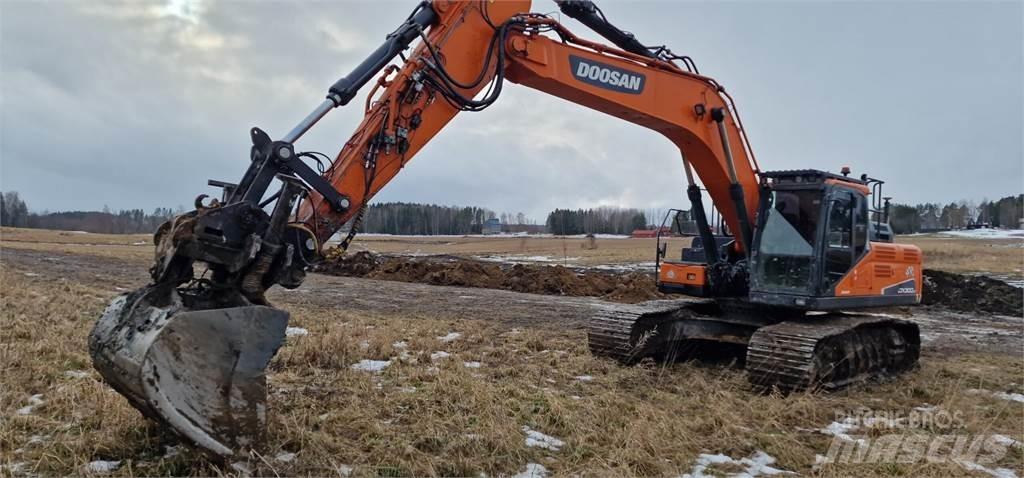 Doosan DX300 LC-5 Bageri guseničari