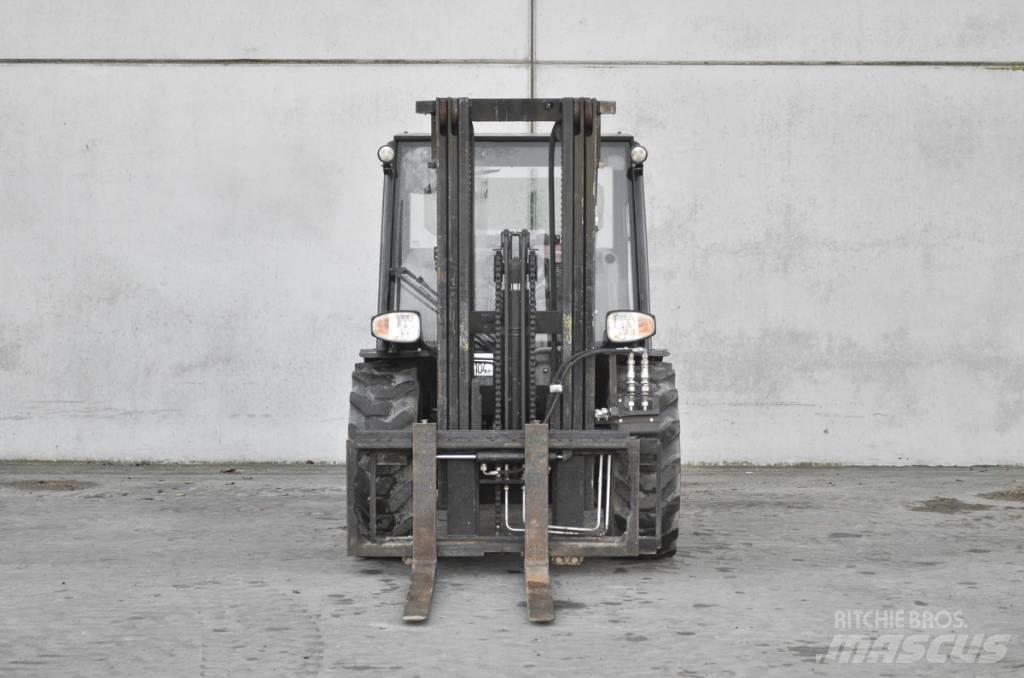 Manitou MC 30-4 Dizelski viljuškari