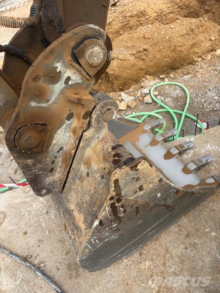 Volvo ECR 88 PLUS Midi bageri 7t – 12t