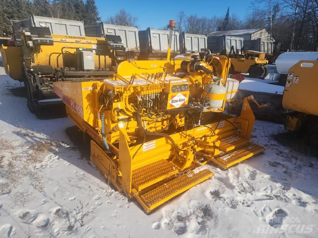 Blaw-Knox M450 Asfaltni finišeri