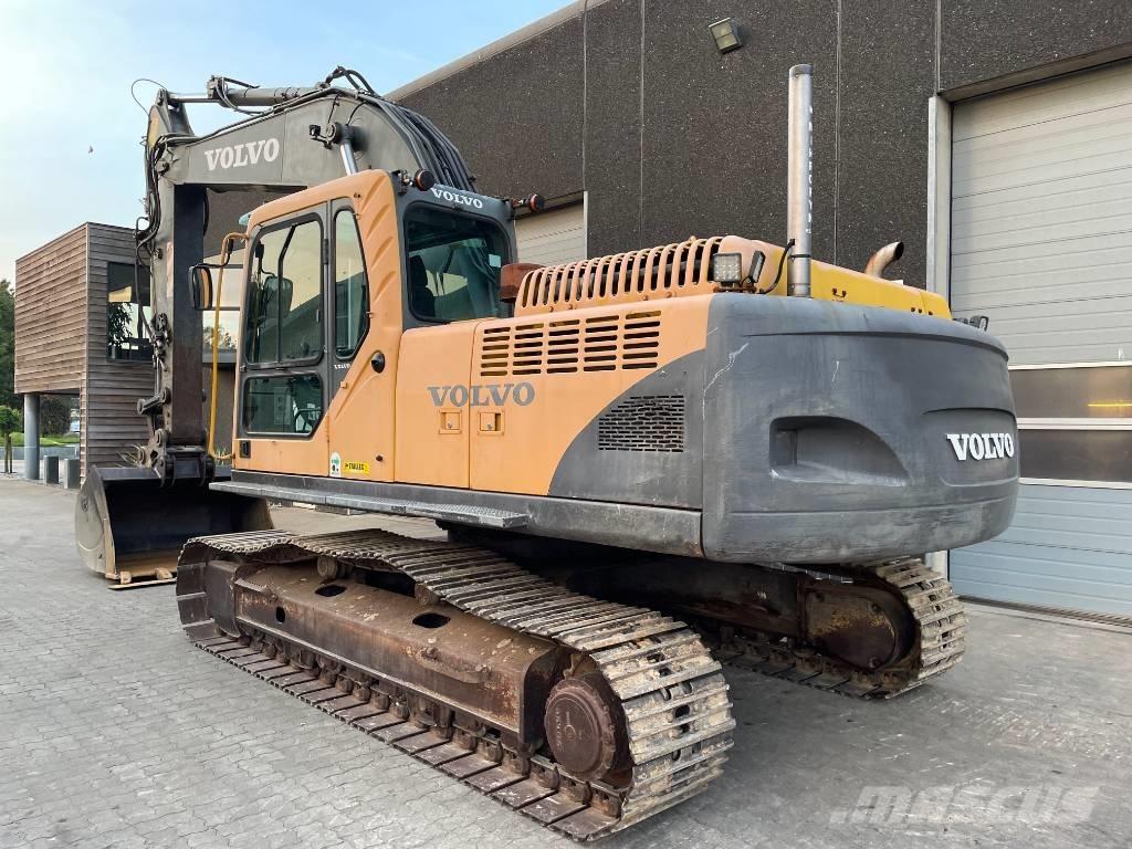 Volvo EC240B Bageri guseničari