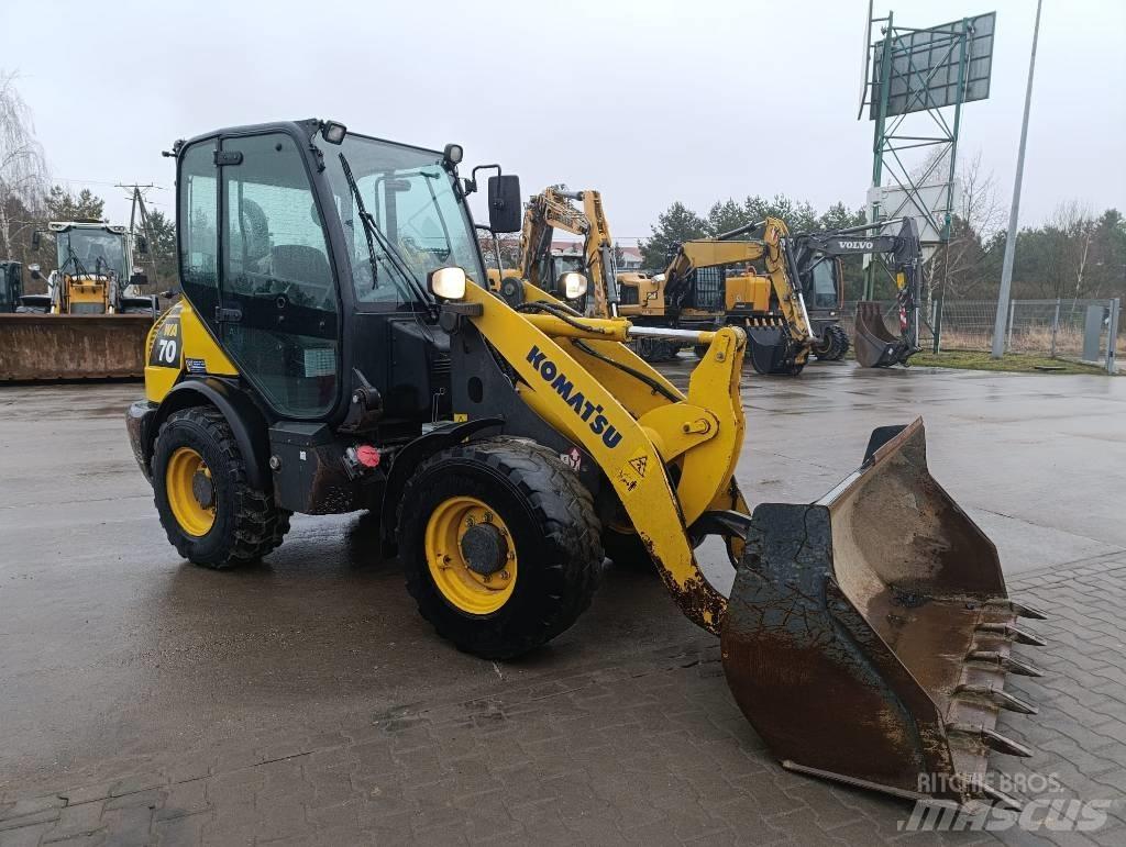 Komatsu WA70-7 Utovarivači na točkove