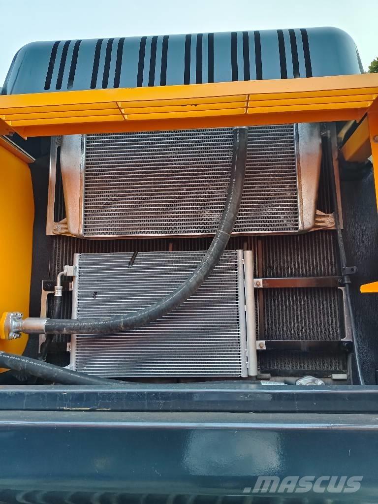 Hyundai R305LC-9T Bageri guseničari