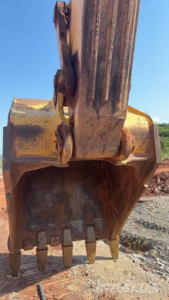 Komatsu PC500LC-10MO Bageri guseničari