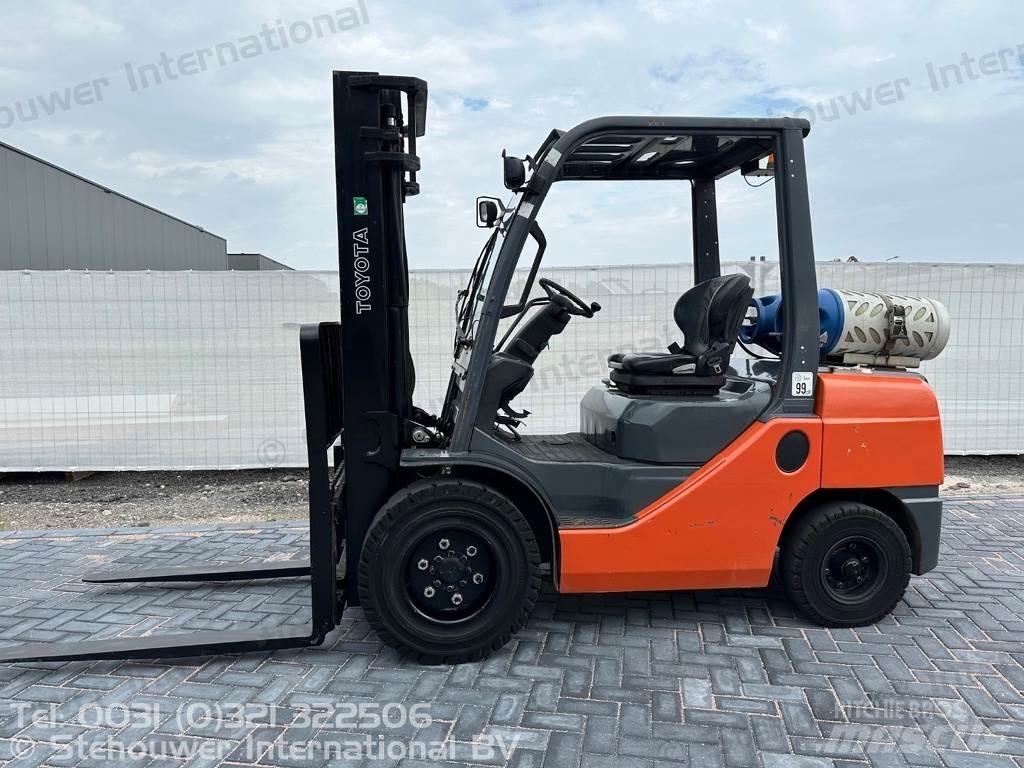 Toyota 02-8FGJF35 Plinski viljuškari