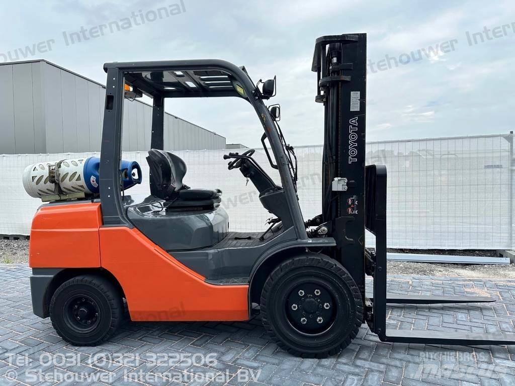 Toyota 02-8FGJF35 Plinski viljuškari