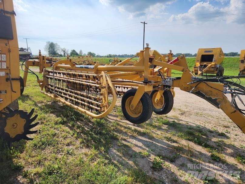 Vermeer R2300 Okretači i sakupljači sena