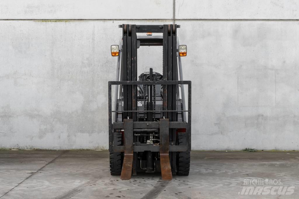 Manitou MI 25 D Dizelski viljuškari