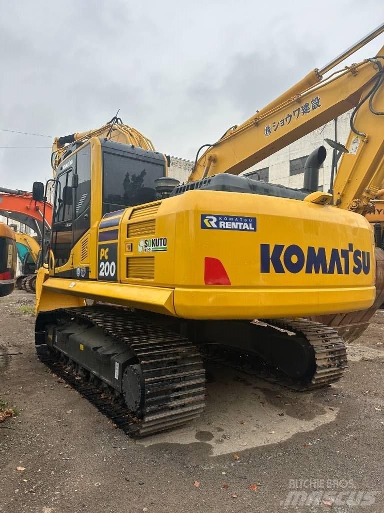 Komatsu PC 200-8 Bageri guseničari