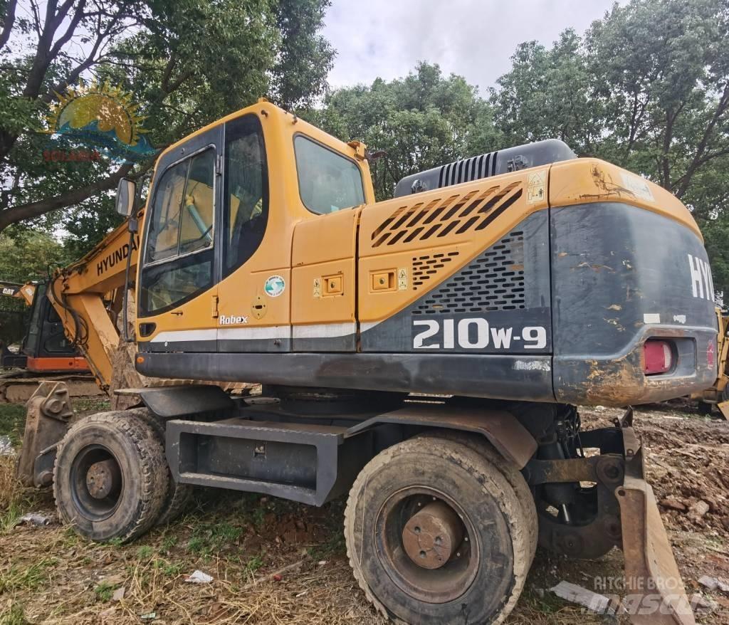Hyundai R210W-9 Bageri točkaši