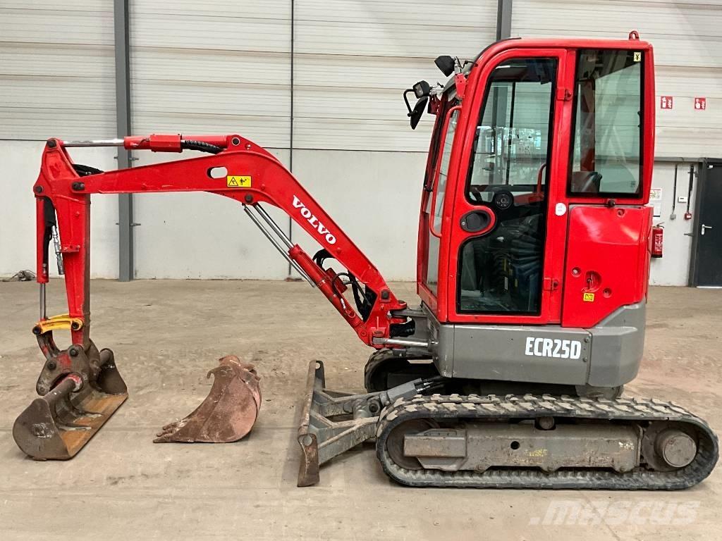 Volvo ECR 25 D Mini bageri < 7t