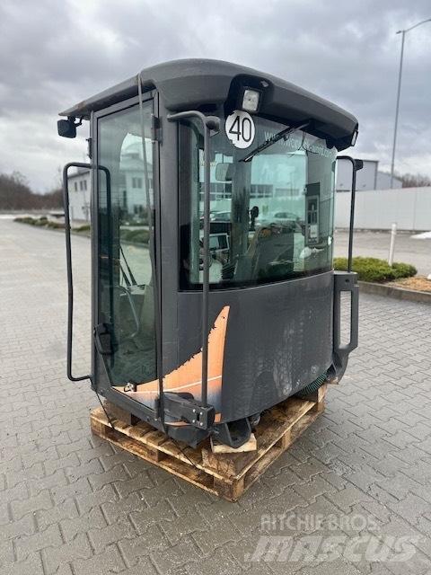 CASE 721 F USED CAB Kabine i unutrašnjost