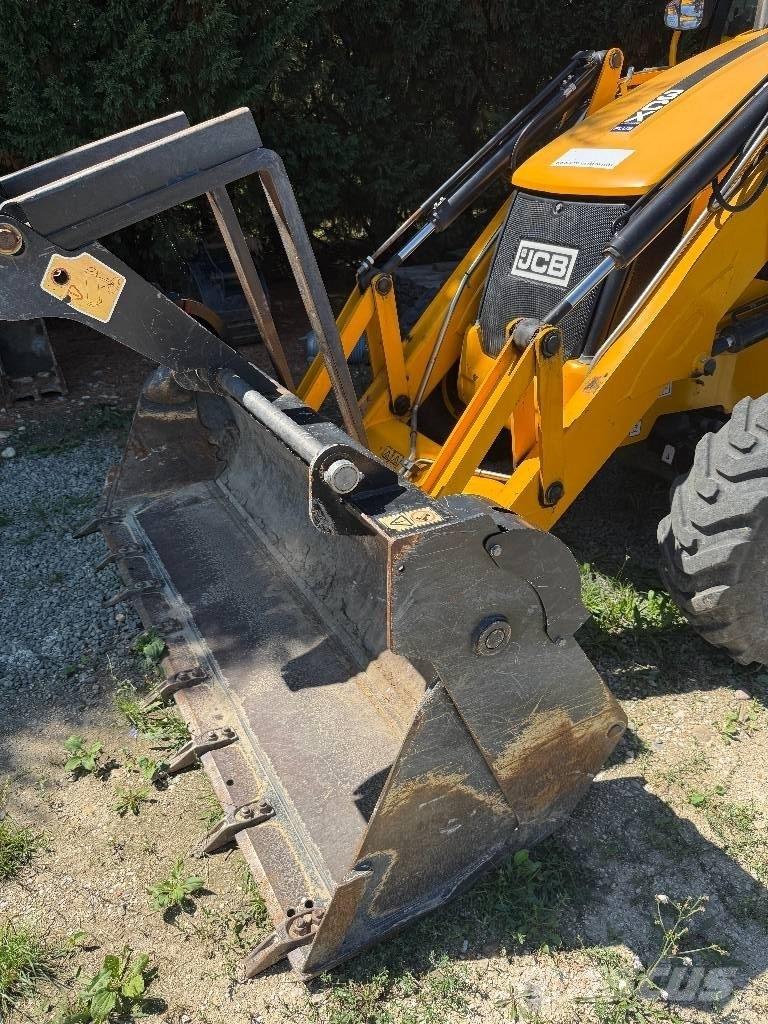 JCB 3 CX Rovokopači