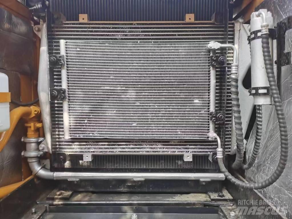 Sany 215c Bageri guseničari