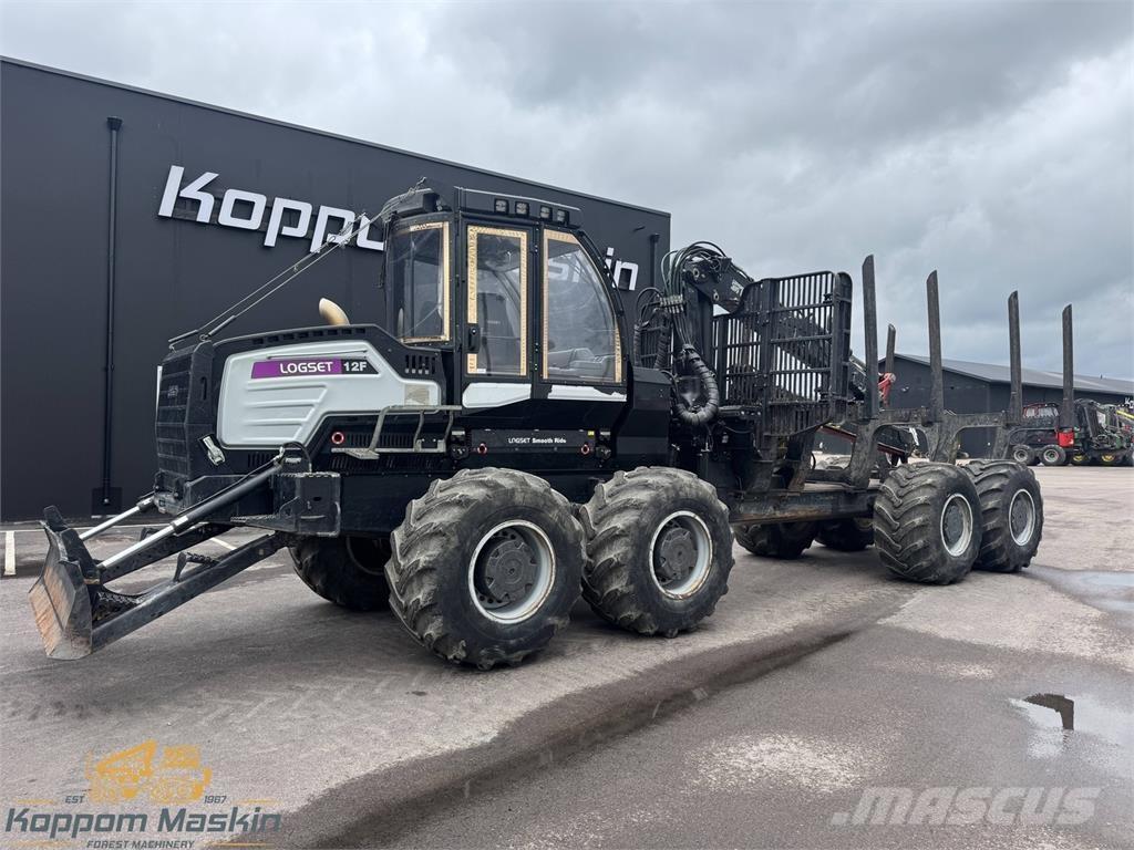 Logset 12F Forvarderi