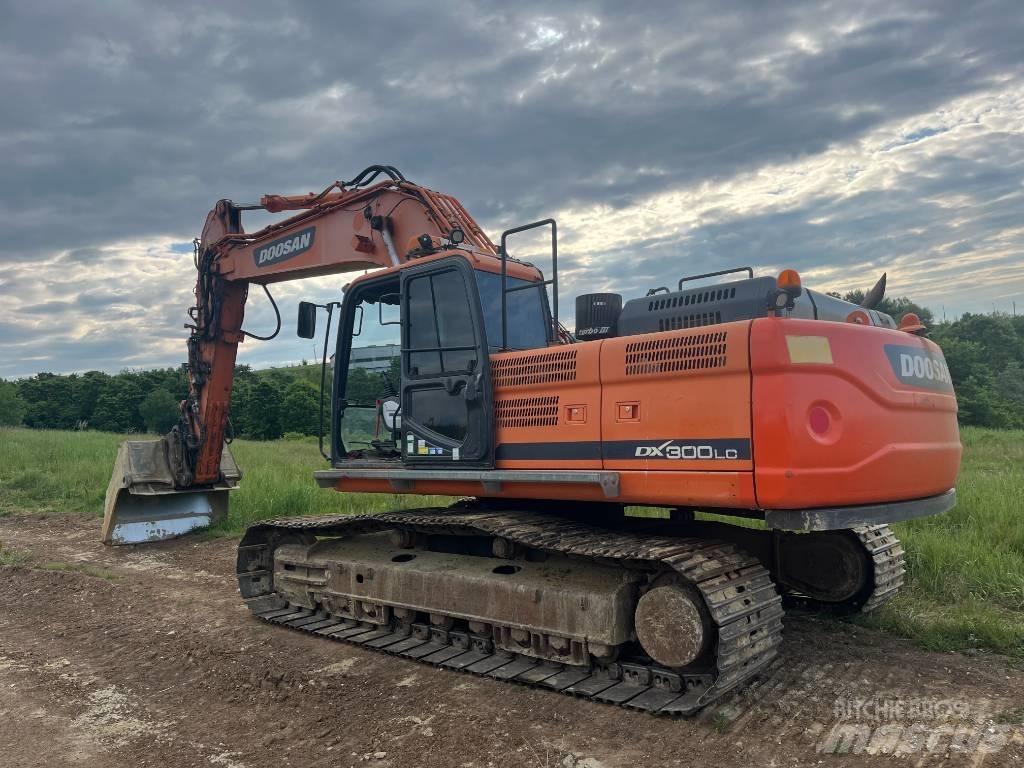 Doosan DX 300 LC Bageri guseničari
