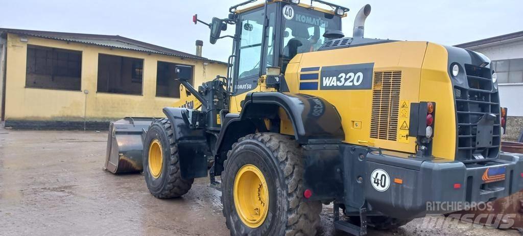 Komatsu WA 320 Utovarivači na točkove