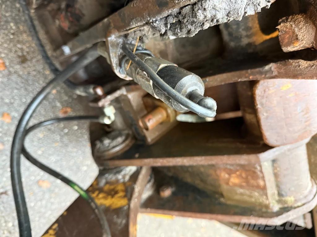 CAT 928F Utovarivači na točkove