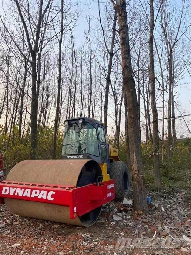Dynapac CA301 Valjci sa jednim bubnjem