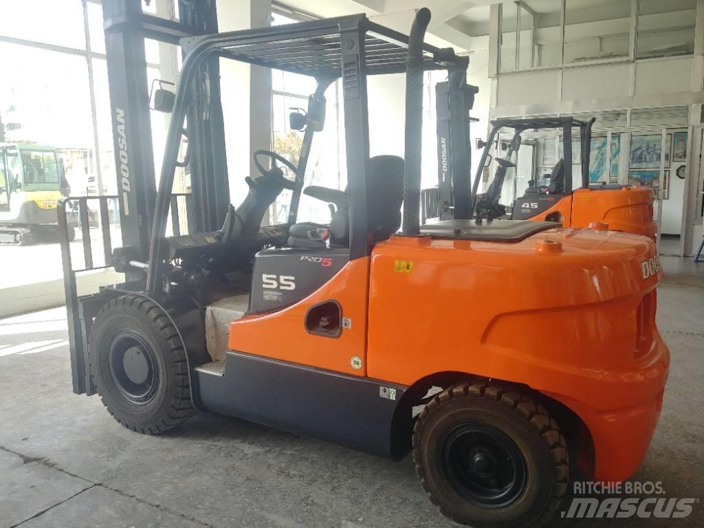 Doosan D55 SC-5 Dizelski viljuškari