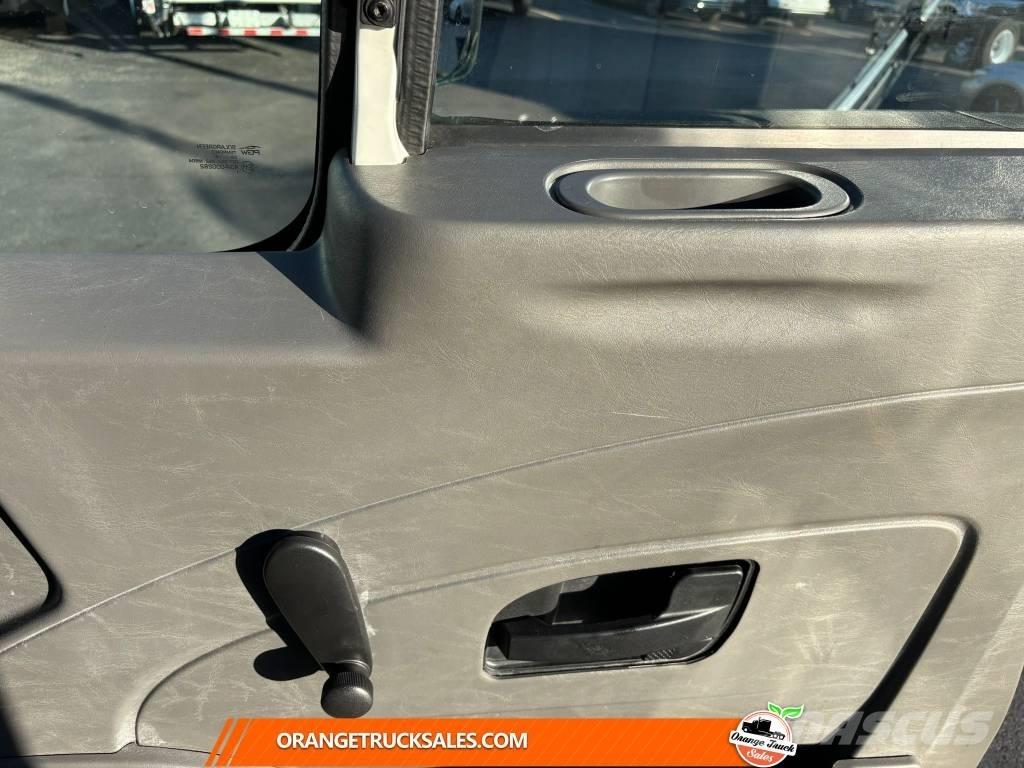 International 4300 Sanduk kamioni