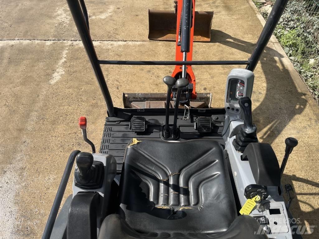 Kubota KX 015-4 Mini bageri < 7t