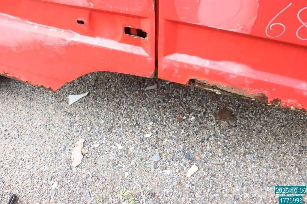 Scania P 82 M Kabine i unutrašnjost