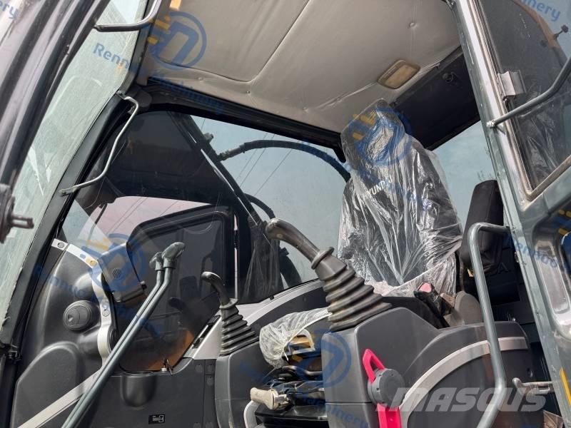 Hyundai 225 LC-9S Bageri guseničari