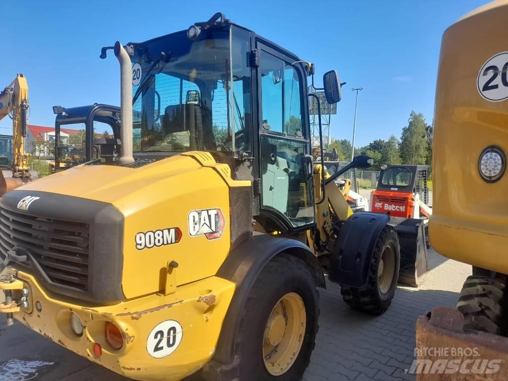 CAT 908M Utovarivači na točkove