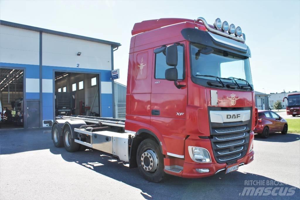 DAF XF 480 FAS 6x2 Kontejnerski kamioni
