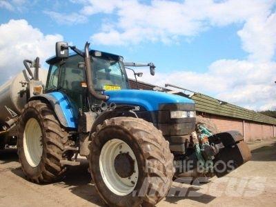 New Holland TM 165 Traktori