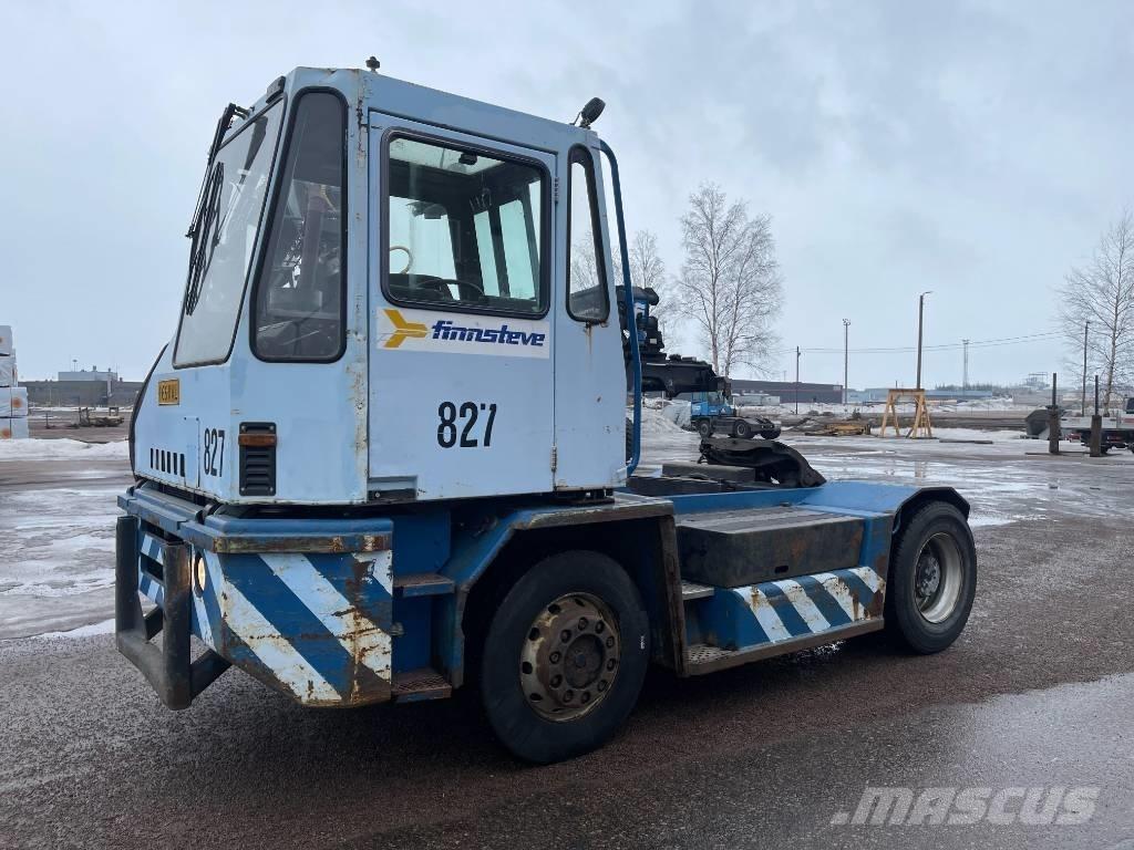 Sisu TRX181 Terminalni tegljači
