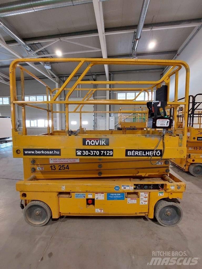 Haulotte Compact 10 Makazaste platforme