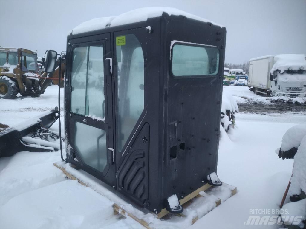 Volvo BM 325FL Cabin Kabine i unutrašnjost