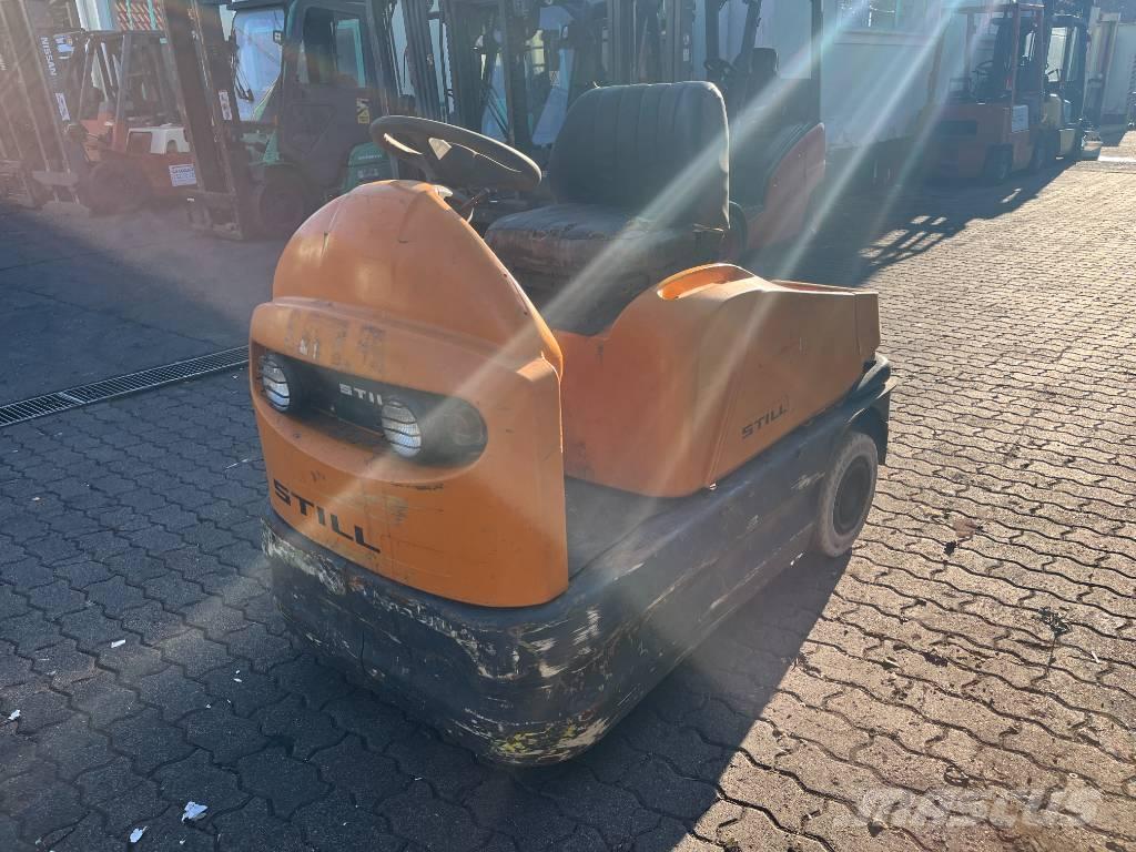 Still R06    V-4254 Tegljači