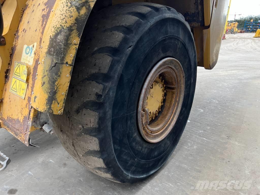 CAT 735 Zglobni damperi