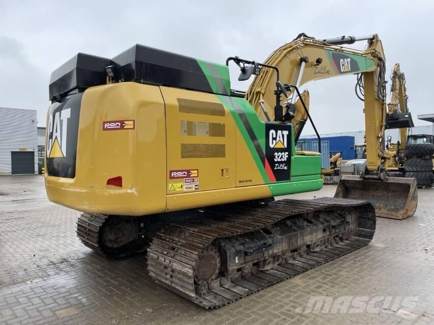 CAT 323F Z-Line Bageri guseničari