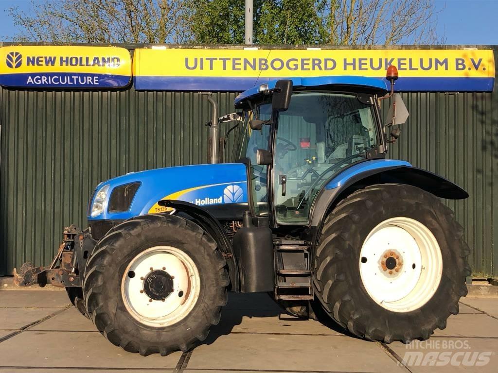 New Holland TS 125 A Traktori