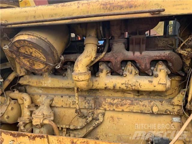 CAT D 8 K Buldožeri guseničari