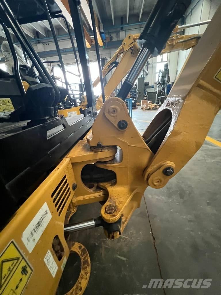 CAT 302 CR Mini bageri < 7t