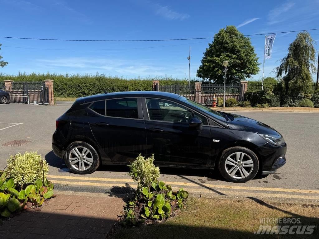 Vauxhall Astra Automobili
