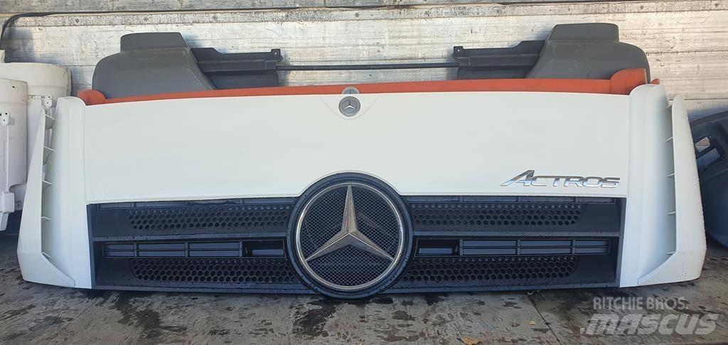 Mercedes-Benz Actros Kabine i unutrašnjost