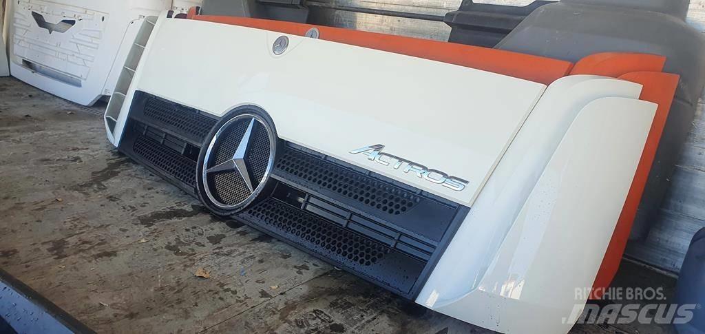Mercedes-Benz Actros Kabine i unutrašnjost