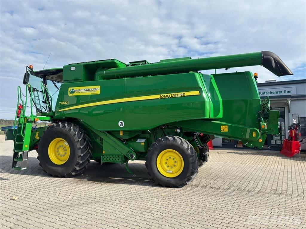 John Deere T660i Kombajni