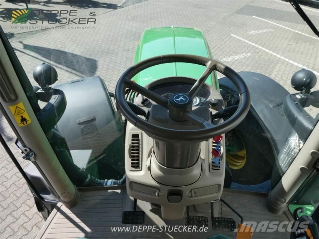 John Deere 6250R Traktori