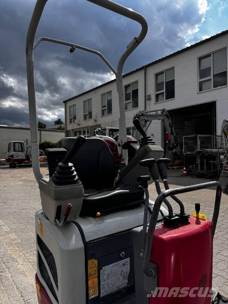 Takeuchi TB 210 R Mini bageri < 7t