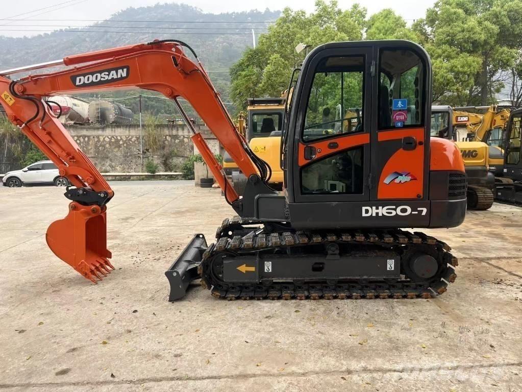 Doosan DH 60-7 Mini bageri < 7t